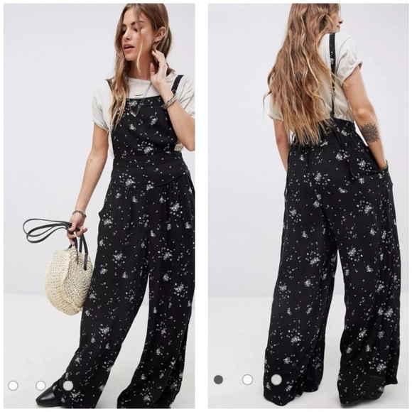 Free People Pants - Free People Sweet in the Streets Printed Floral Jumpsuit Overalls M